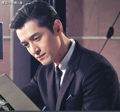 胡歌近况小爆料视频播放,小爆料视频曝光生活点滴